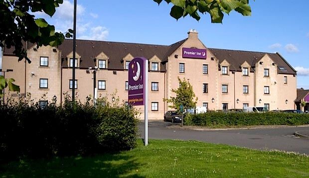 Premier Inn Falkirk - Larbert Екстер'єр фото